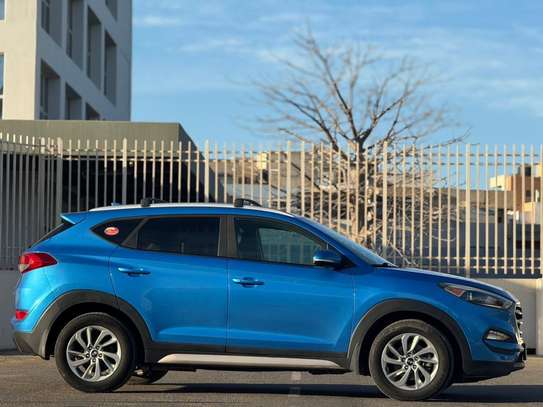 Hyundai Tucson  2018 image 2
