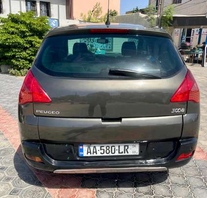 Peugeot 3008 image 2