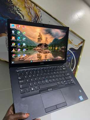 DELL 7490 image 2