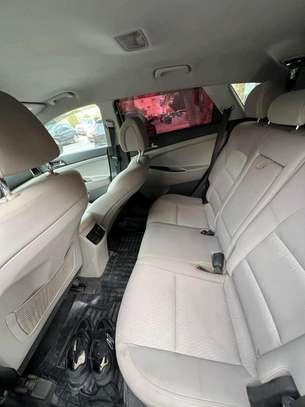 HYUNDAI TUCSON 2017 image 2