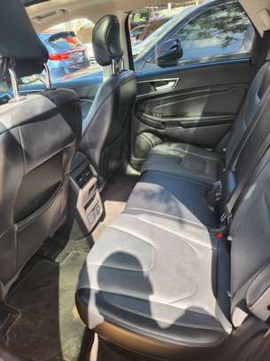 Ford Edge Titanium 2018 image 12