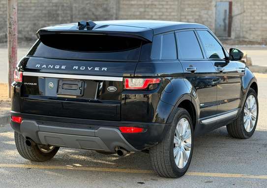 Land Rover Evoque 2016 image 11
