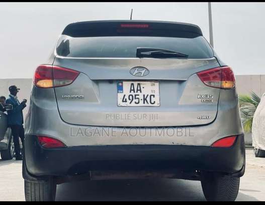 Hyundai tucson image 4