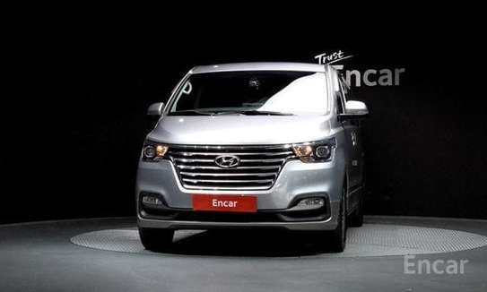 Hyundai Starex hors série 9 places Exclusive image 13