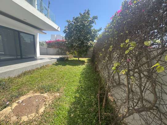 Appartement jardin à louer aux Almadie King watts image 6