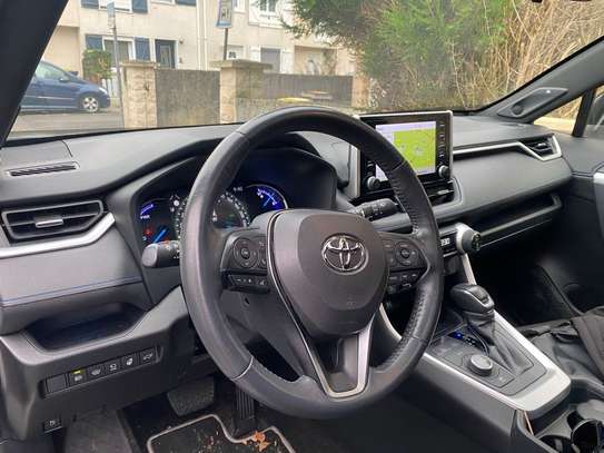 Toyota Rav 4 image 3