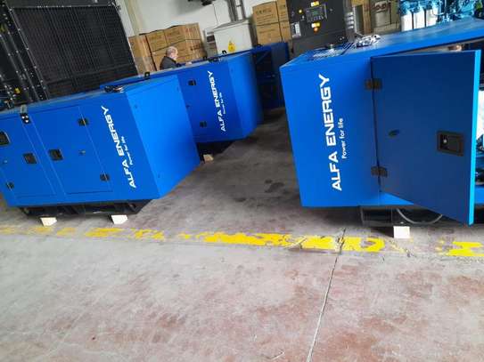 Groupe électrogène 110kva silencieux image 2