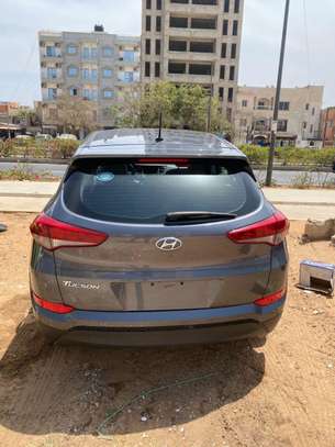 Hyundai Tucson image 8
