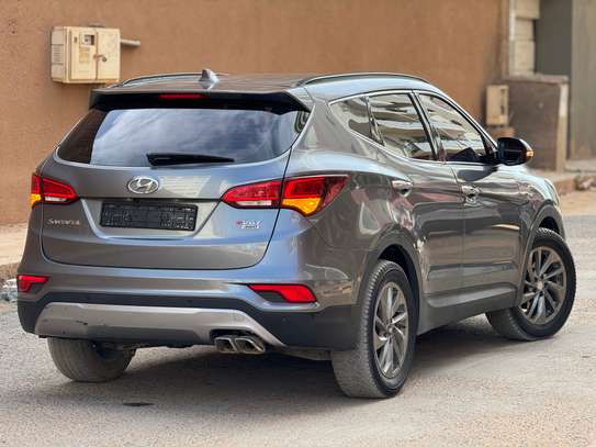 Hyundai Santa Fe 2016 image 6