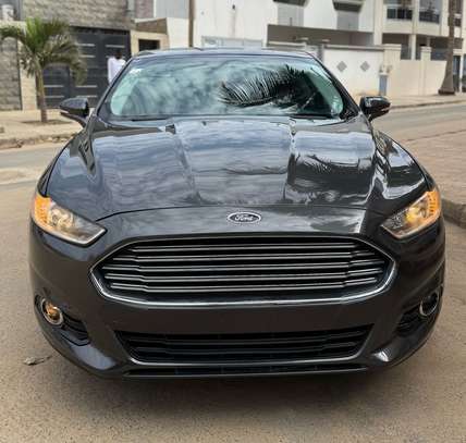 Ford Fusion SE image 4