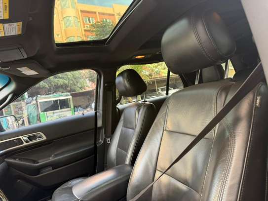 Ford Explorer Platinium 2014 image 12