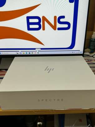 HP SPECTRE  X360 2 en 1 i7 13Th GEN image 8