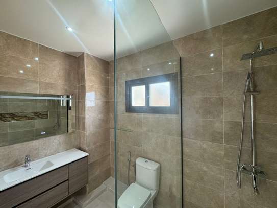 Appartement vue mer à louer à Mermoz derrière elton image 8