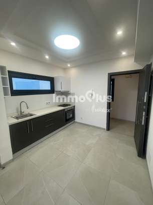 Appartement F2 à la Résidence Orchidée Ngor Virage image 5