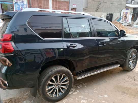 Toyota Prado land cruiser 2020 image 5
