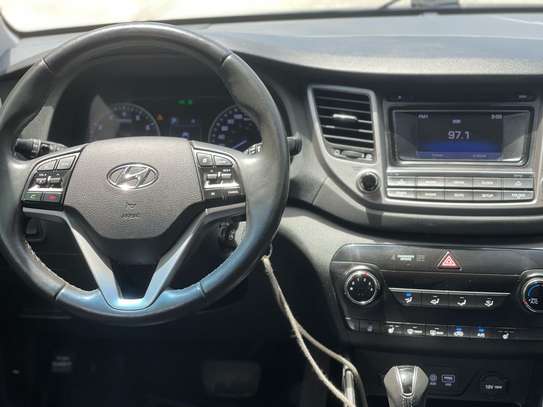 HYUNDAI TUCSON 2017 image 7