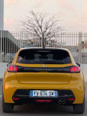 PEUGEOT 208 Gt line 2020 image 8