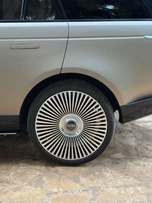 Range rover Vogue image 14