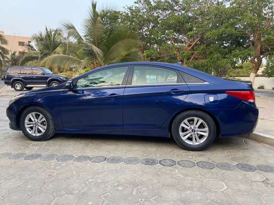 Hyunday Sonata 2014 image 1