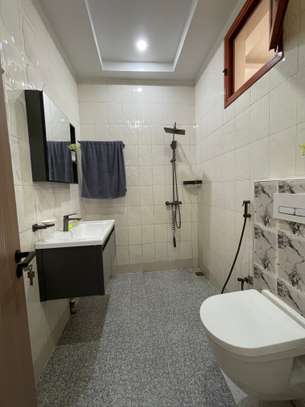 APPART MEUBLE 2CH+SALON image 12