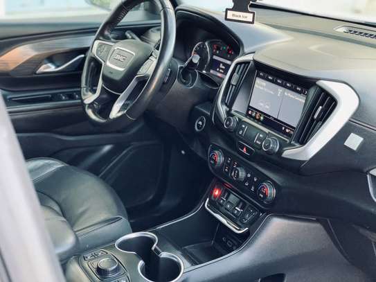 GMC Terrain Annee 2020 4 Cylindres image 8