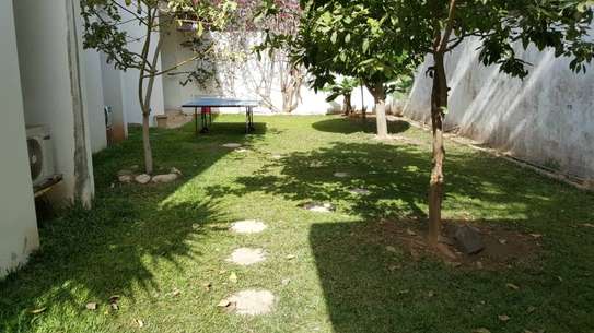 Villa à louer Almadies image 1