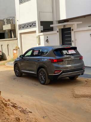 Hyundai Santa Fe 2019 image 4