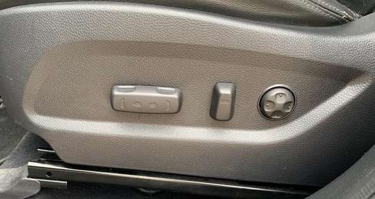 HYUNDAI SANTA FE 2015 image 12