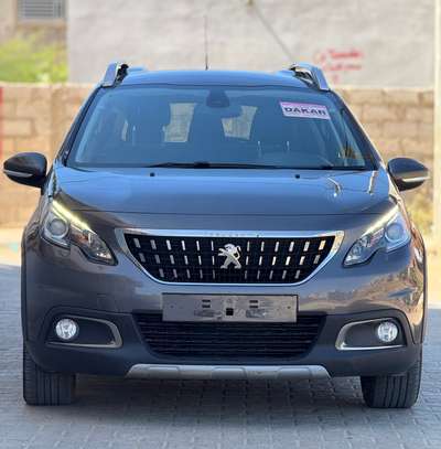 Peugeot 2008 2017 image 12