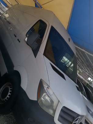 Mercedes Sprinter image 6