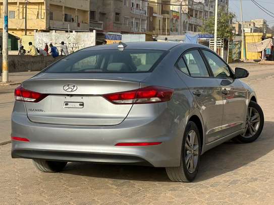 Hyundai Elantra 2017 image 8