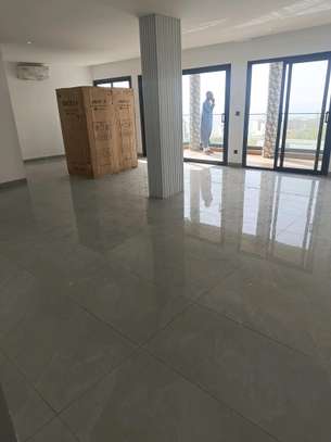 Appartement neuf à louer image 1