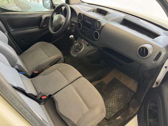 Peugeot Partner image 4