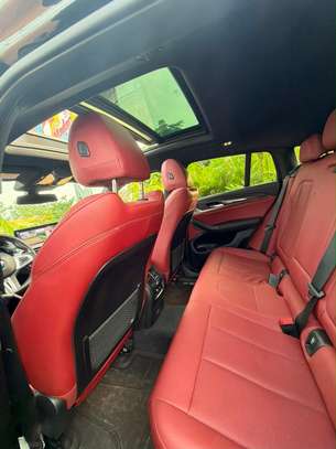 BMW X4 M40i 2024 image 9