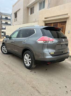 Nissan rogue image 2