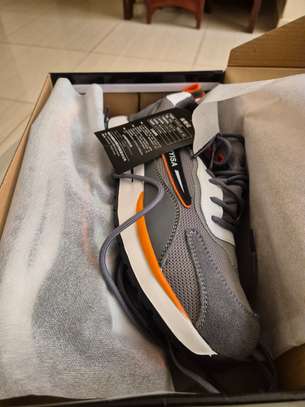Chaussures de sécurité très stylés image 2