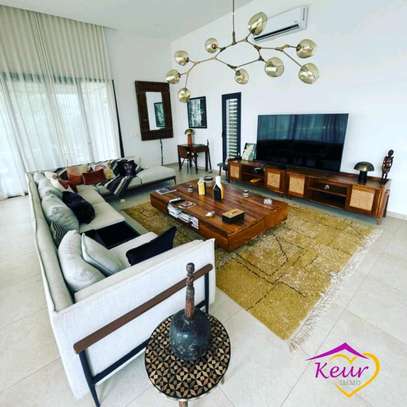 Villa de standing à vendre à Nguerigne image 8