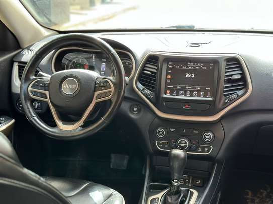 Jeep Cherokee 2017 image 14