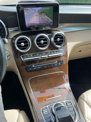 MERCEDES GLC 300. 2017 image 12