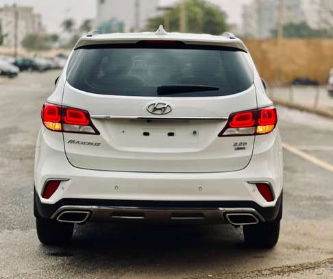 Hyundai Maxcruz image 14