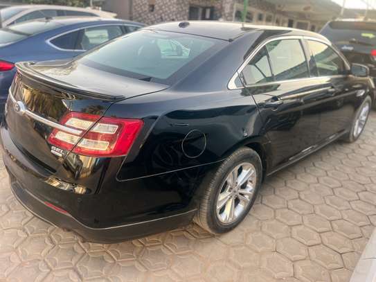 Ford Taurus  2016 image 5