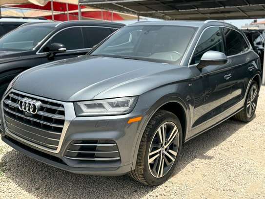 Audi Q5 S Line image 1
