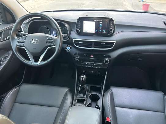 Hyundai Tucson diesel 2020 Full options image 9