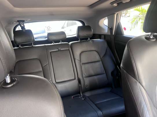 Hyundai Tucson Limited image 7