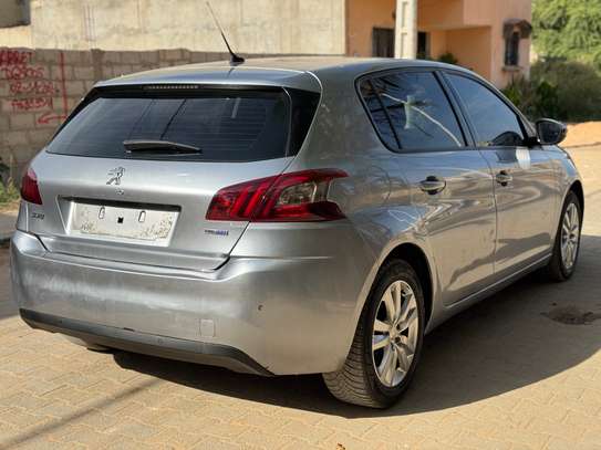 Peugeot 308 image 4