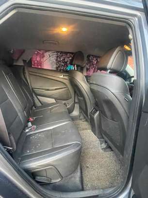 HYUNDAI TUCSON 2017 KIT 2018 image 2