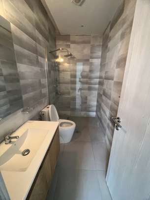 Joli apt F4 aux Almadies image 4