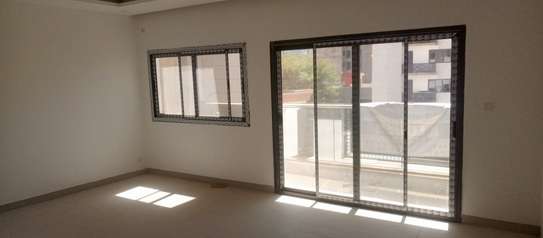 DUPLEX NEUFS À LOUER CITÉ KEUR GORGUI image 1