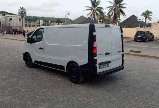 Très belle Renault trafic image 4