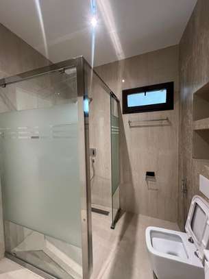 Magnifique Appartement F4 à louer à Fann Hock image 7